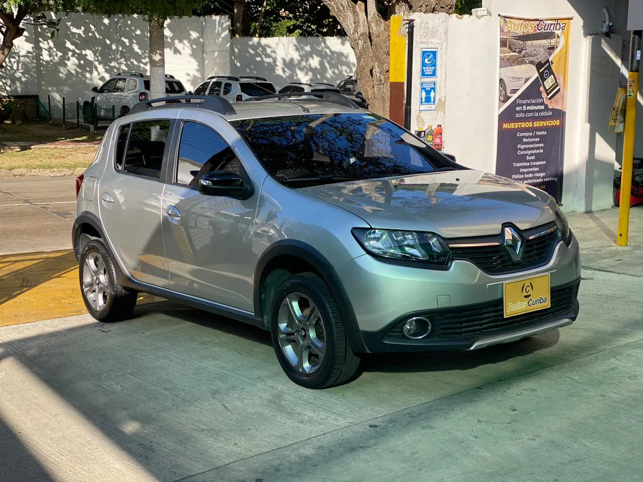 RENAULT SANDERO 2020