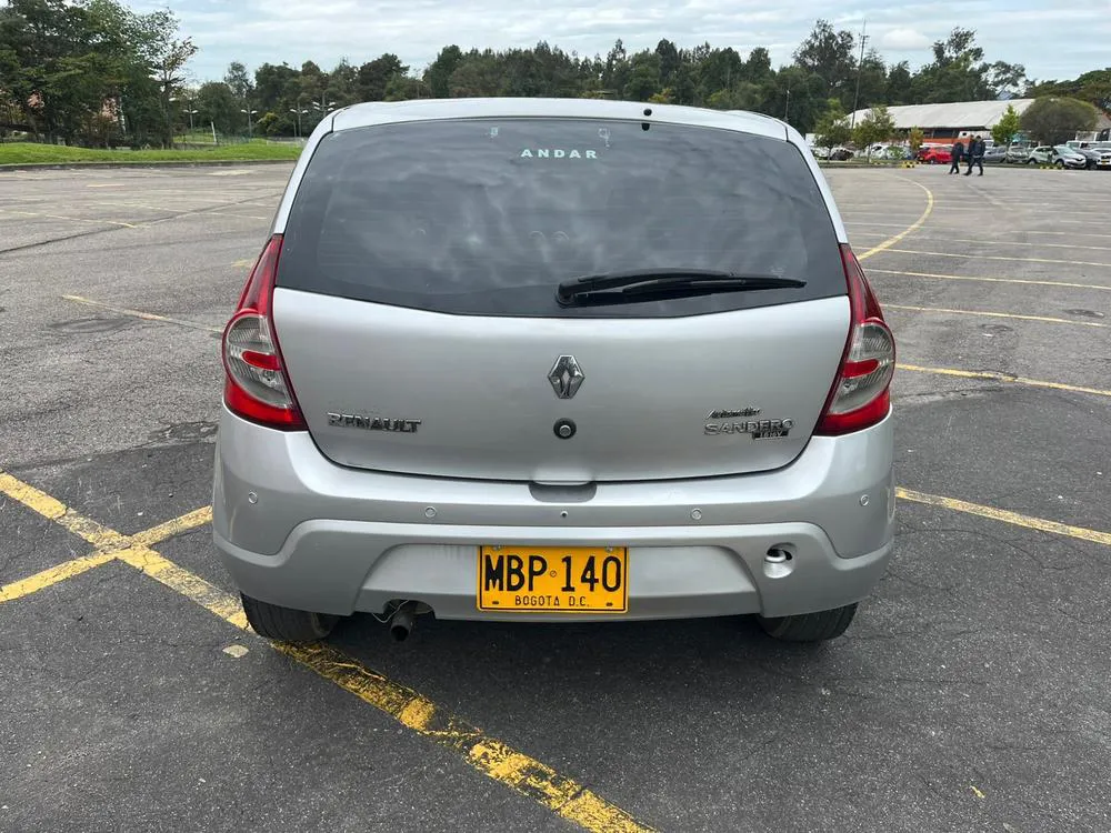 RENAULT SANDERO DYNAMIQUE 2012