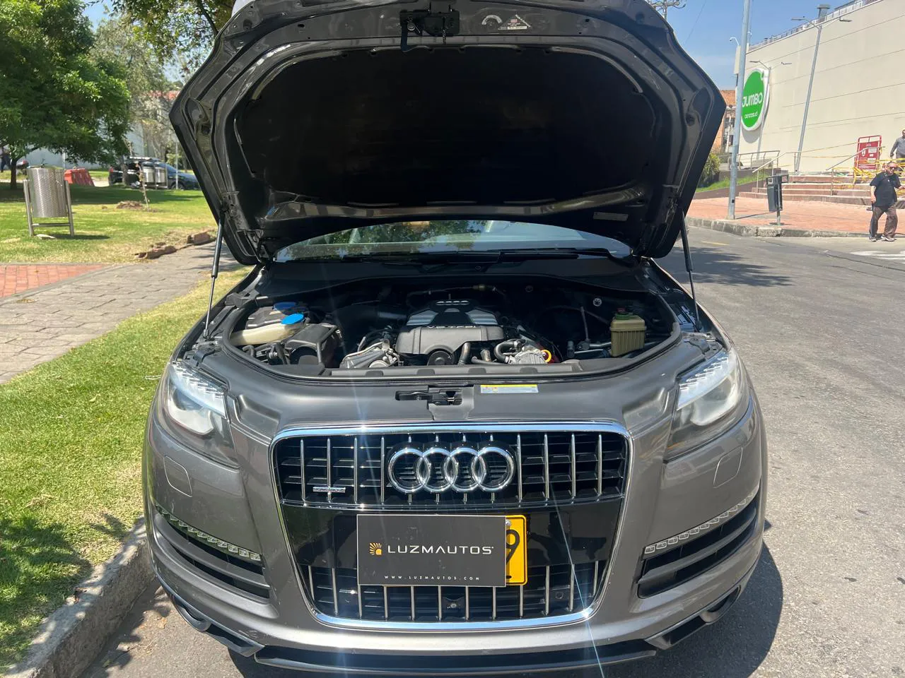 AUDI Q7 2004