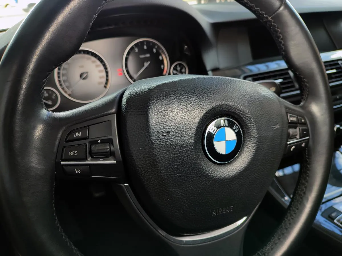 BMW 520 i 2013