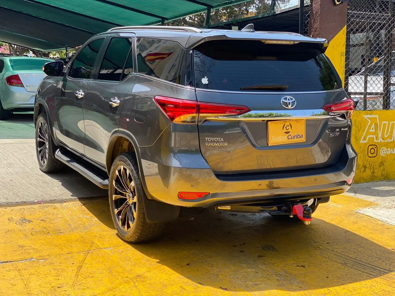 TOYOTA FORTUNER 2019