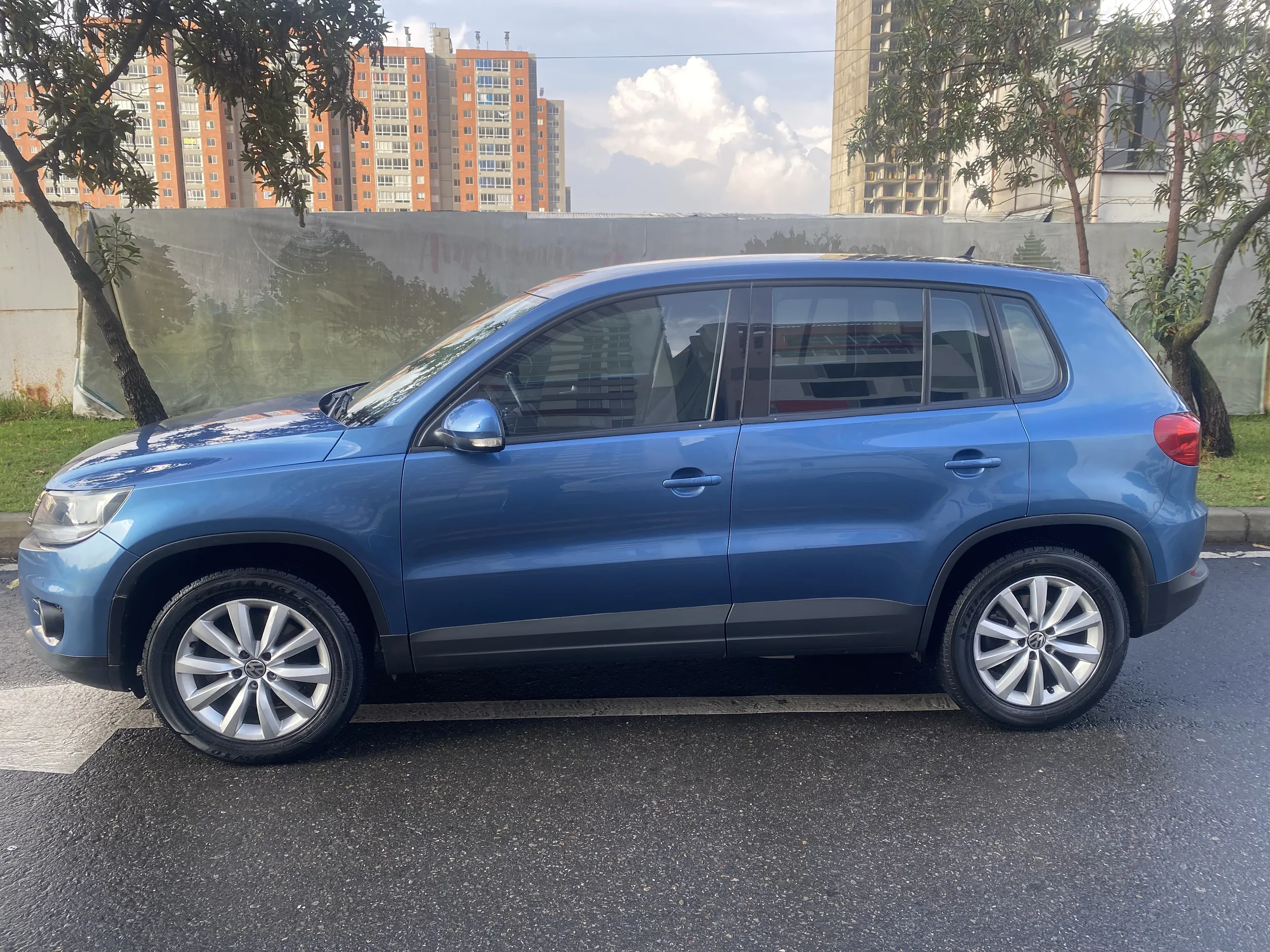 VOLKSWAGEN TIGUAN 2014