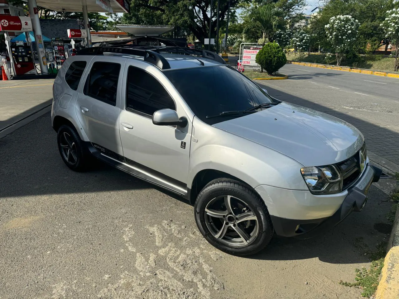 RENAULT DUSTER DUSTER DYNAMIQUE MT 2000CC 4X2 2017