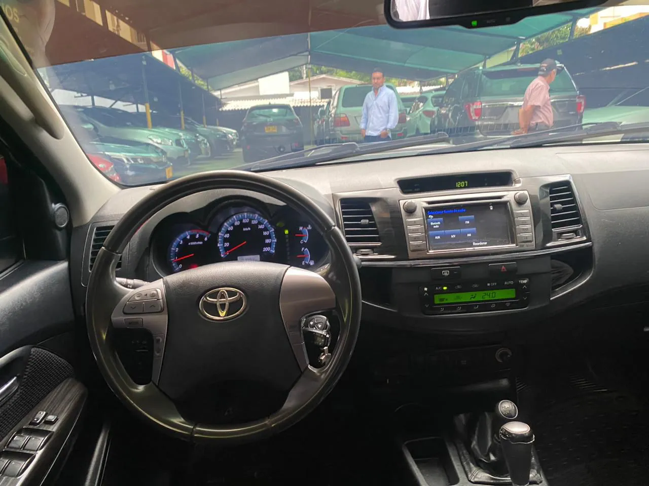 TOYOTA FORTUNER 2016