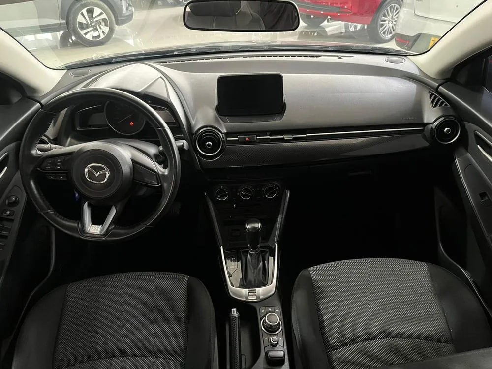 MAZDA 2 [2] TOURING SEDAN 2020