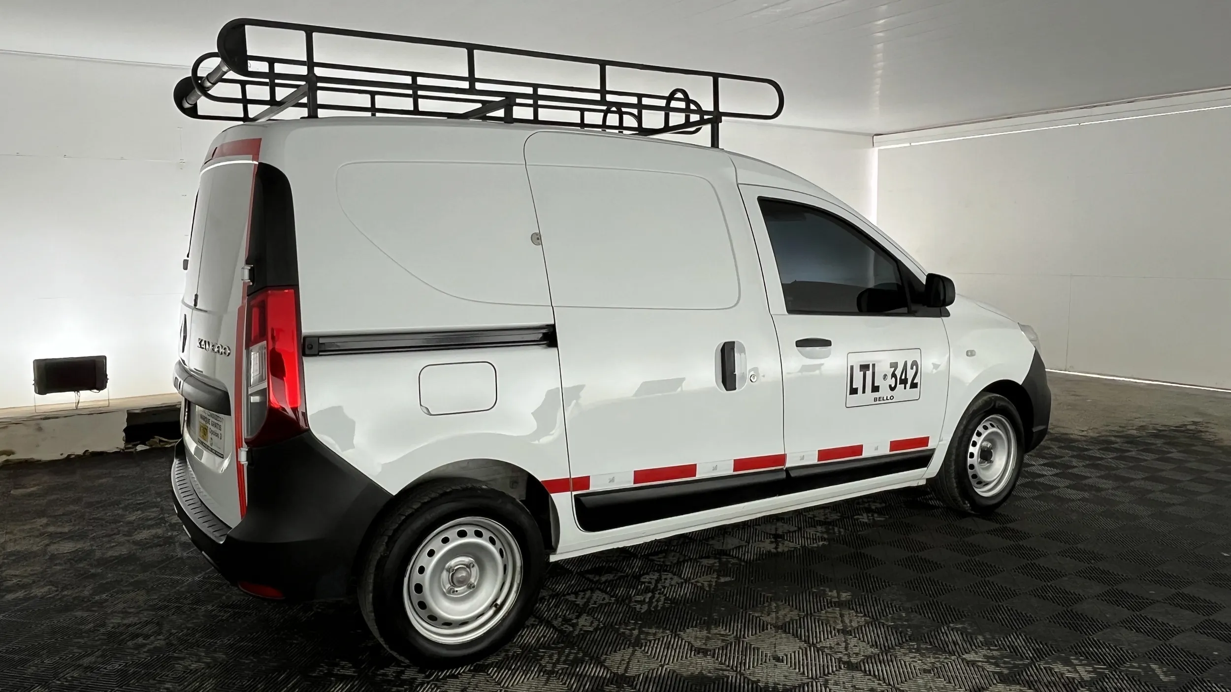 RENAULT KANGOO EXPRESS 2023