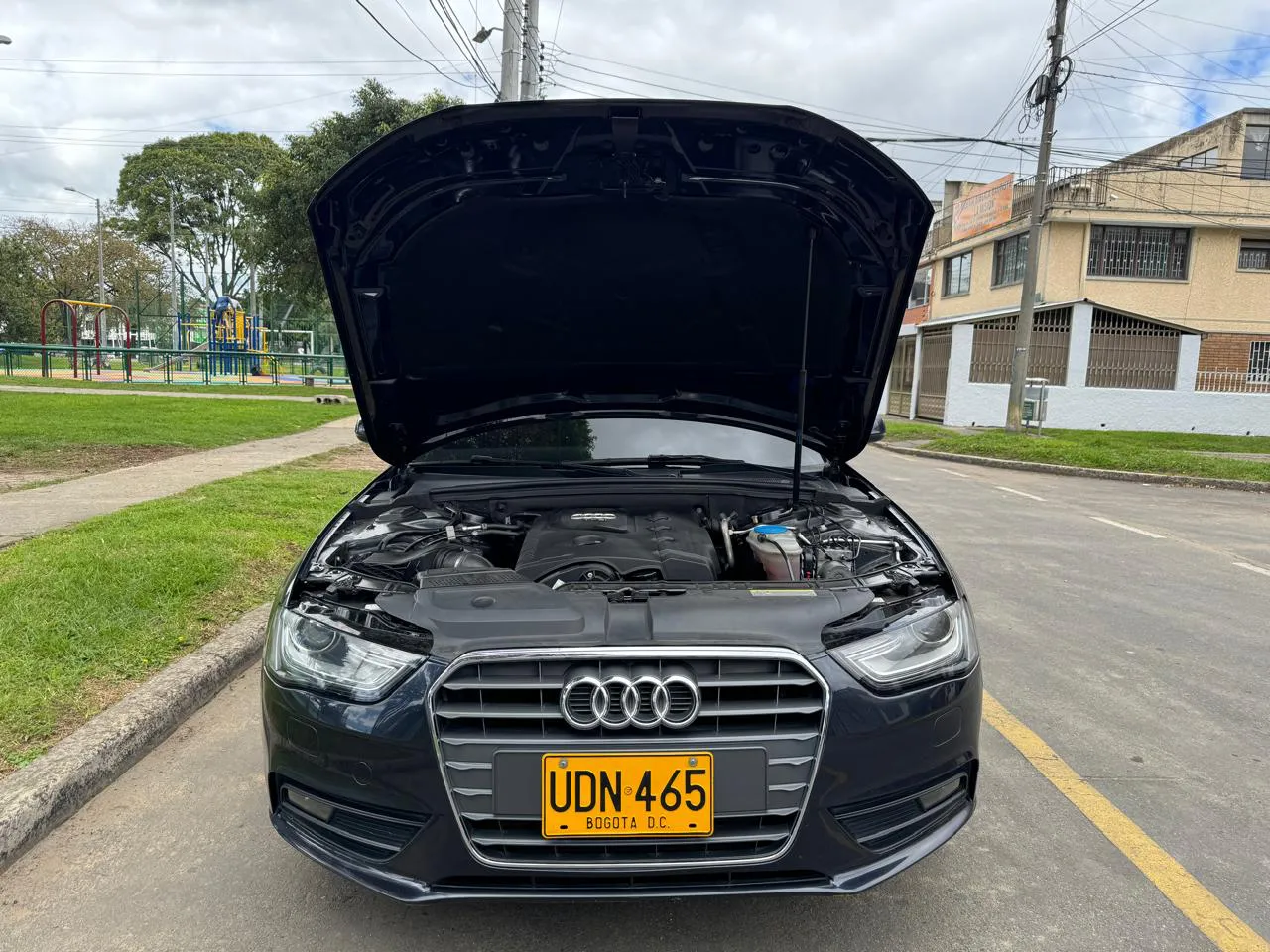 AUDI A4 2015