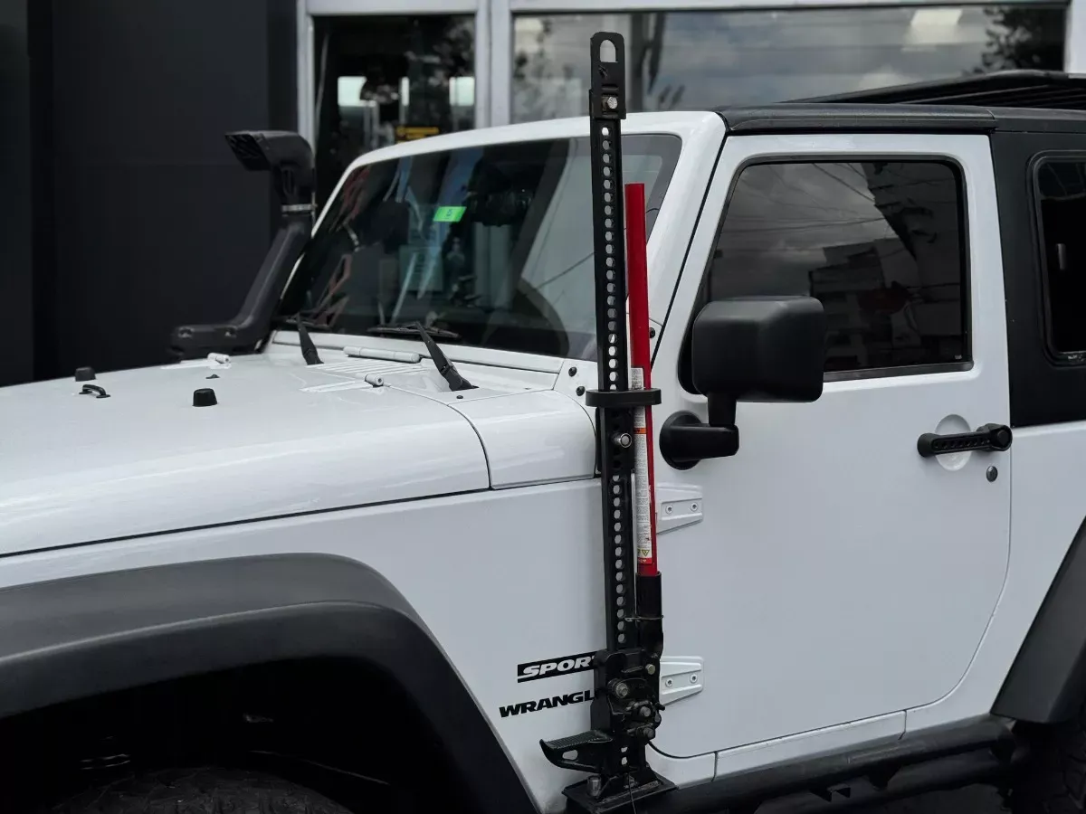 JEEP WRANGLER SPORT 2012