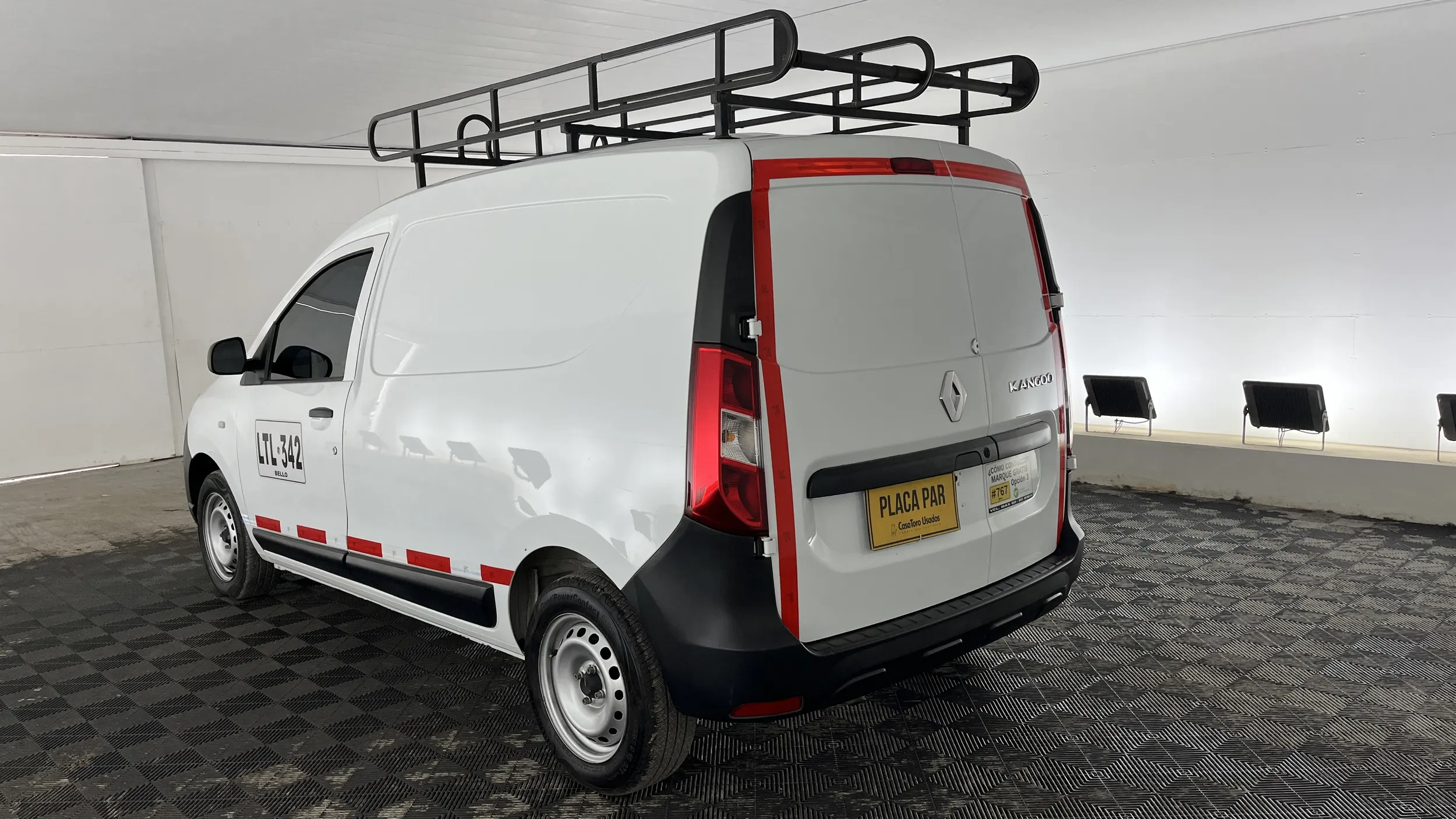 RENAULT KANGOO EXPRESS 2023