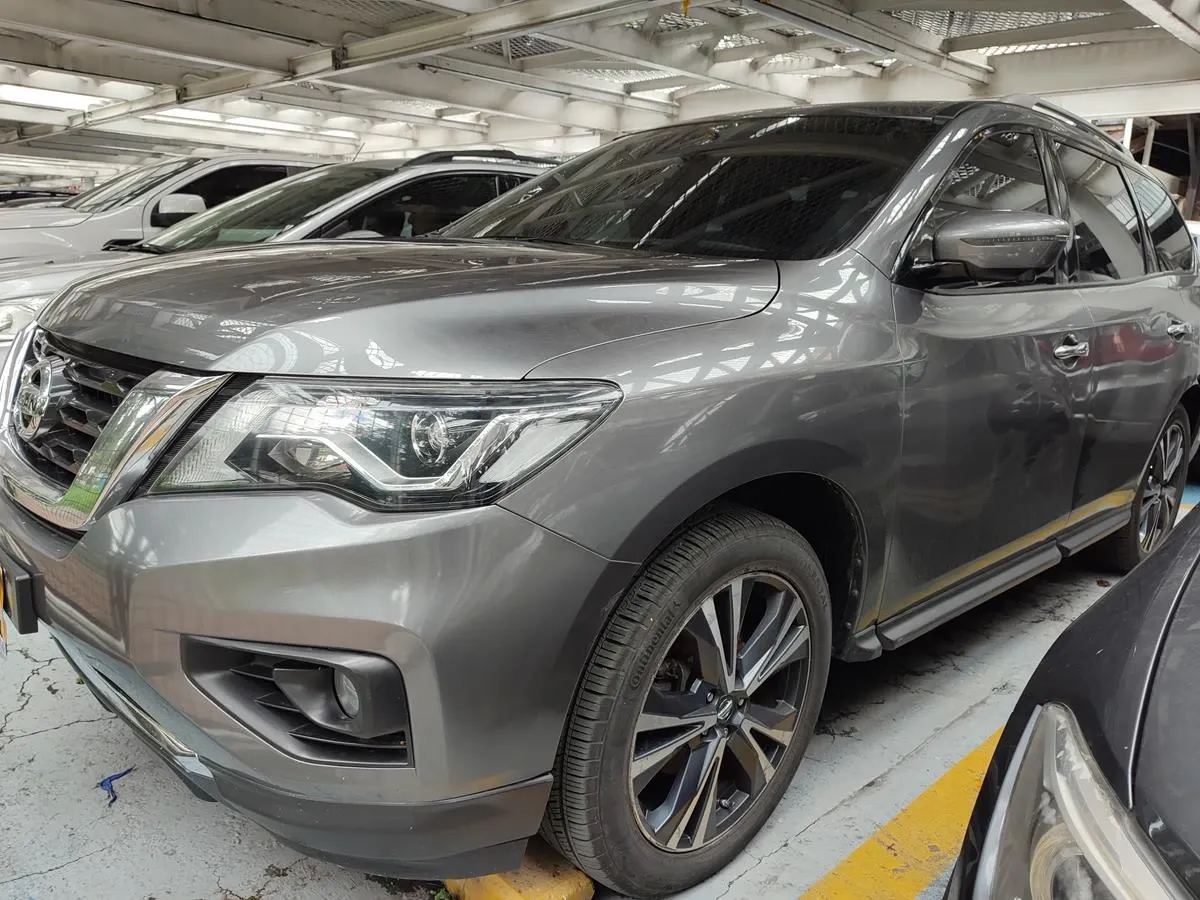 NISSAN PATHFINDER 2019