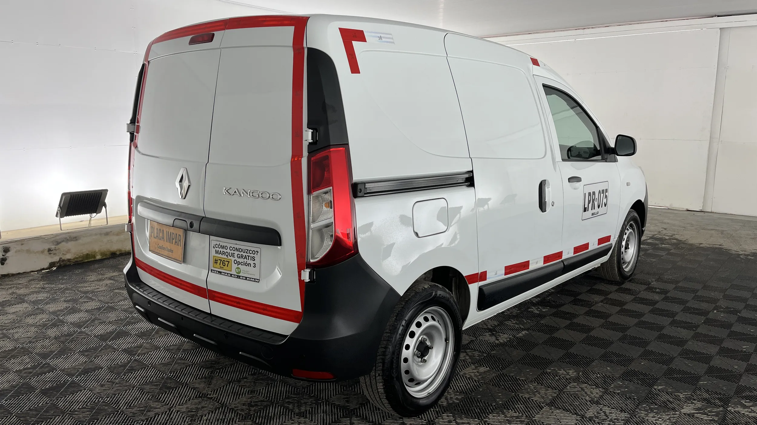 RENAULT KANGOO EXPRESS 2023