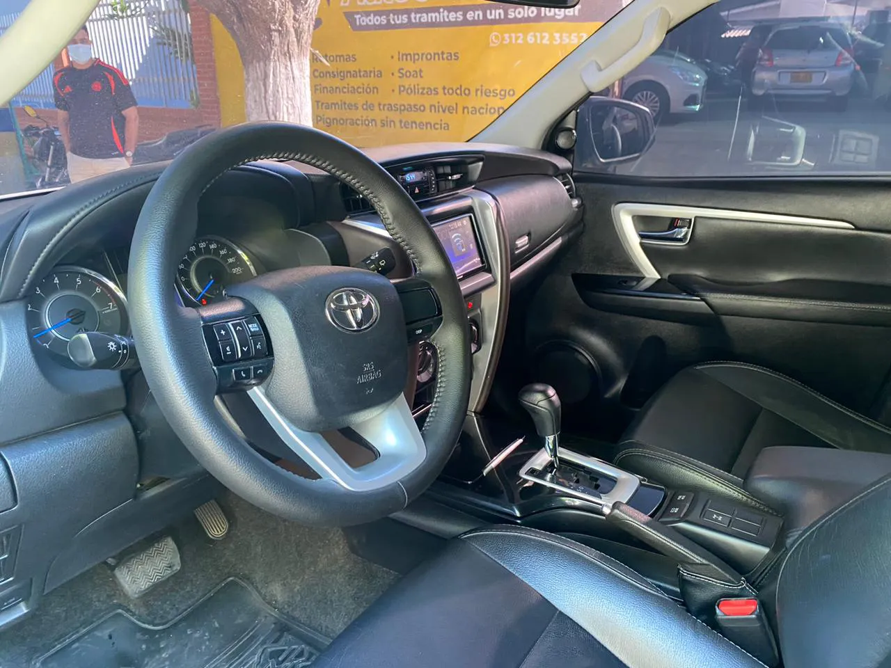 TOYOTA FORTUNER 2018