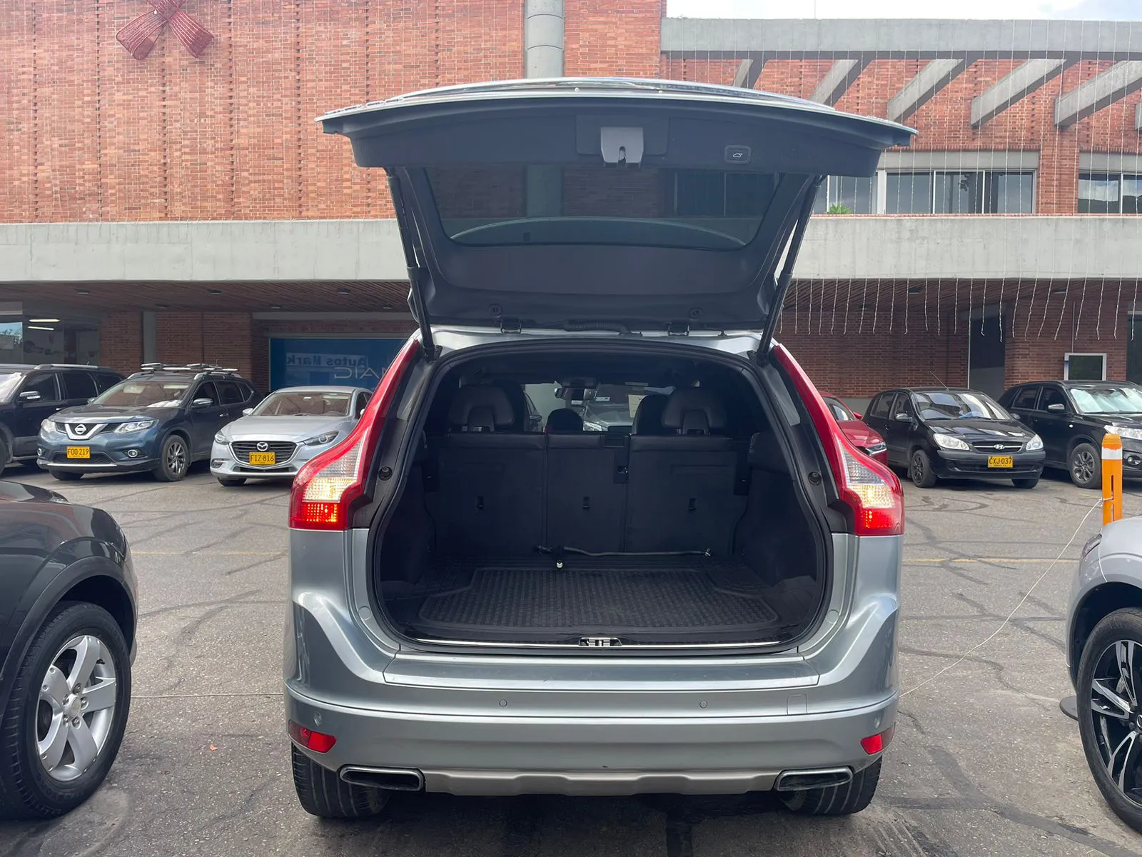 VOLVO XC60 [FL] T5 AWD SUMMUM 2017