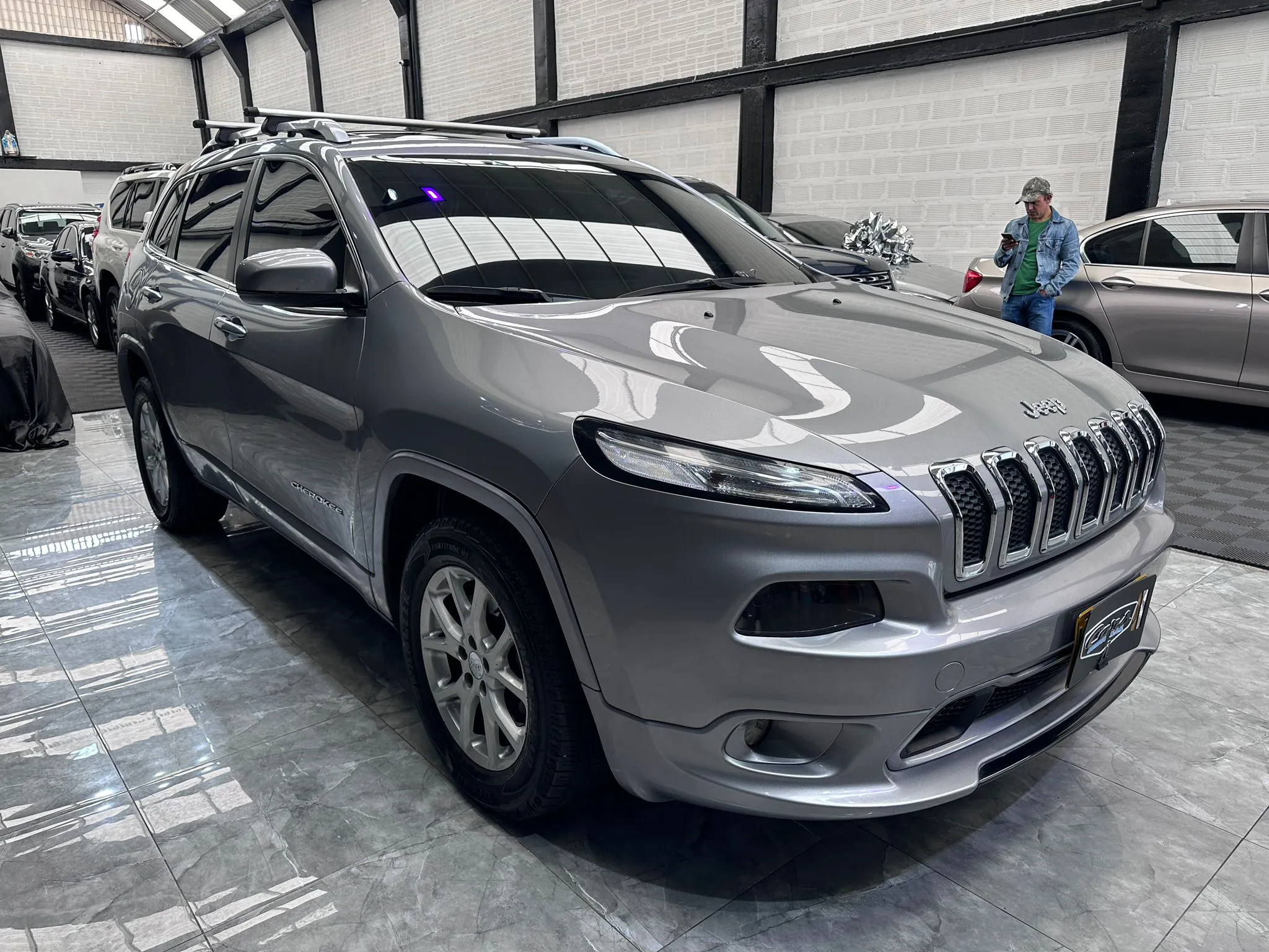 JEEP CHEROKEE [4] [FL] LONGITUDE 2015