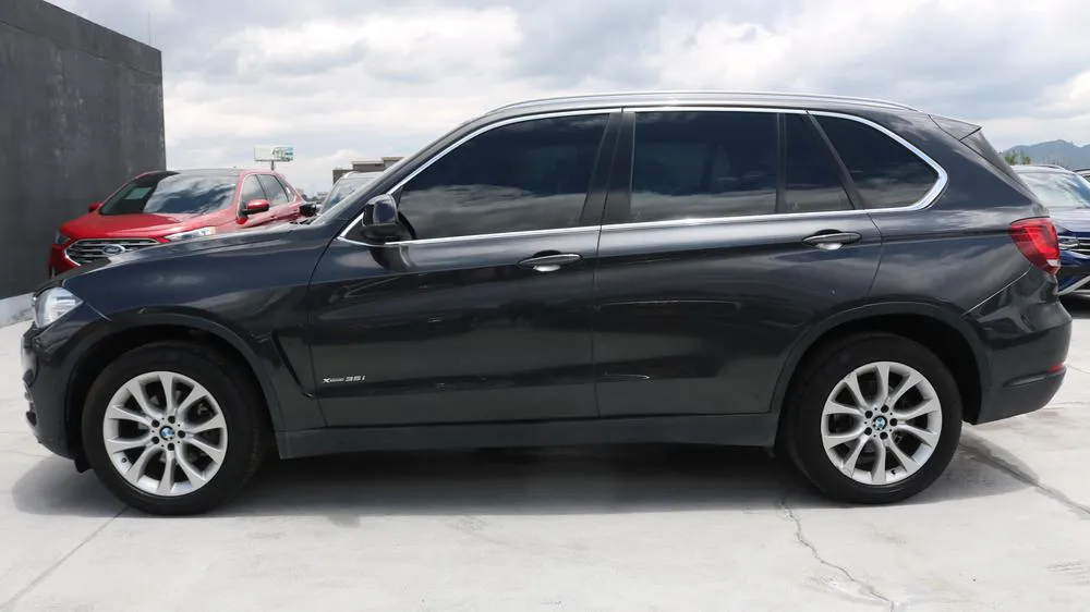 BMW X5 [E70] xDrive35i Premium 2017