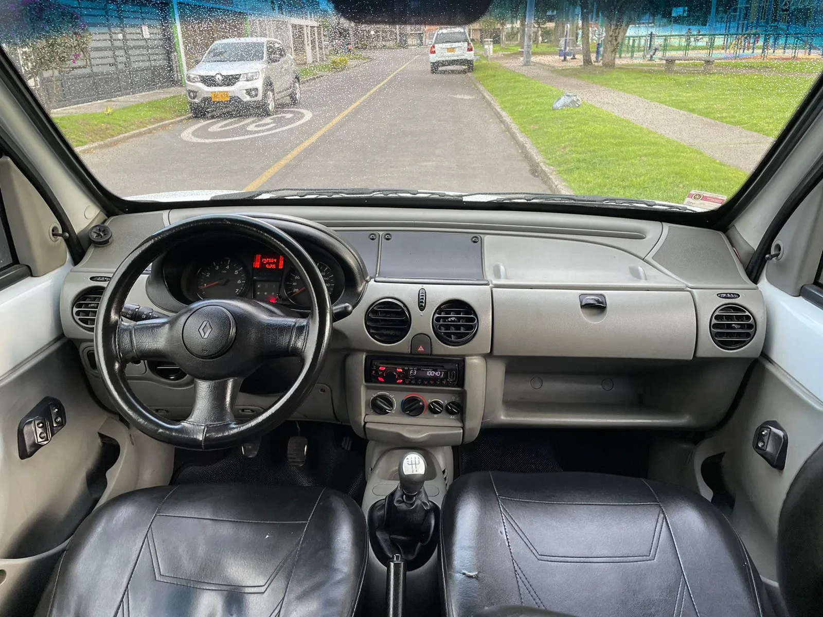 RENAULT Kangoo Vu 2014