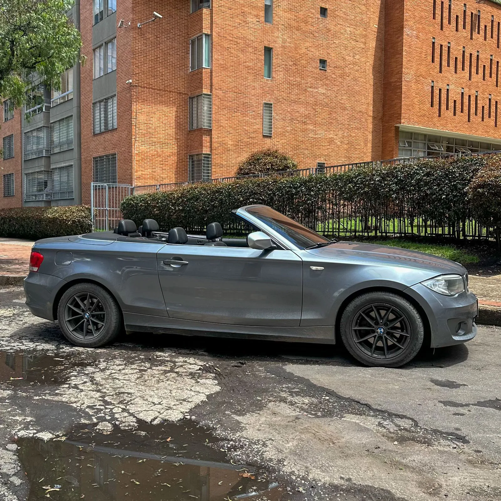 BMW 120i E88 CABRIOLET 2013