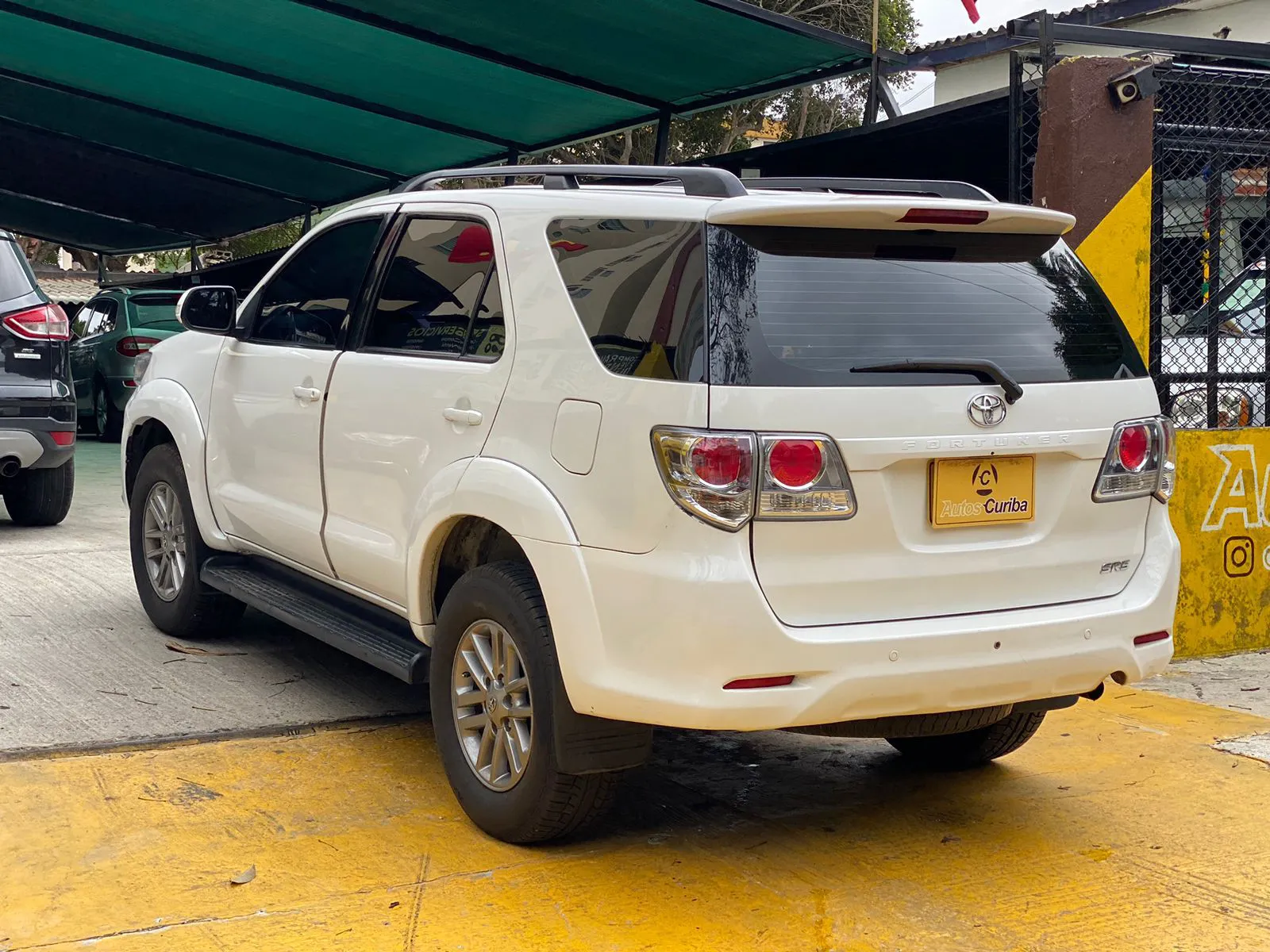 TOYOTA FORTUNER 2015