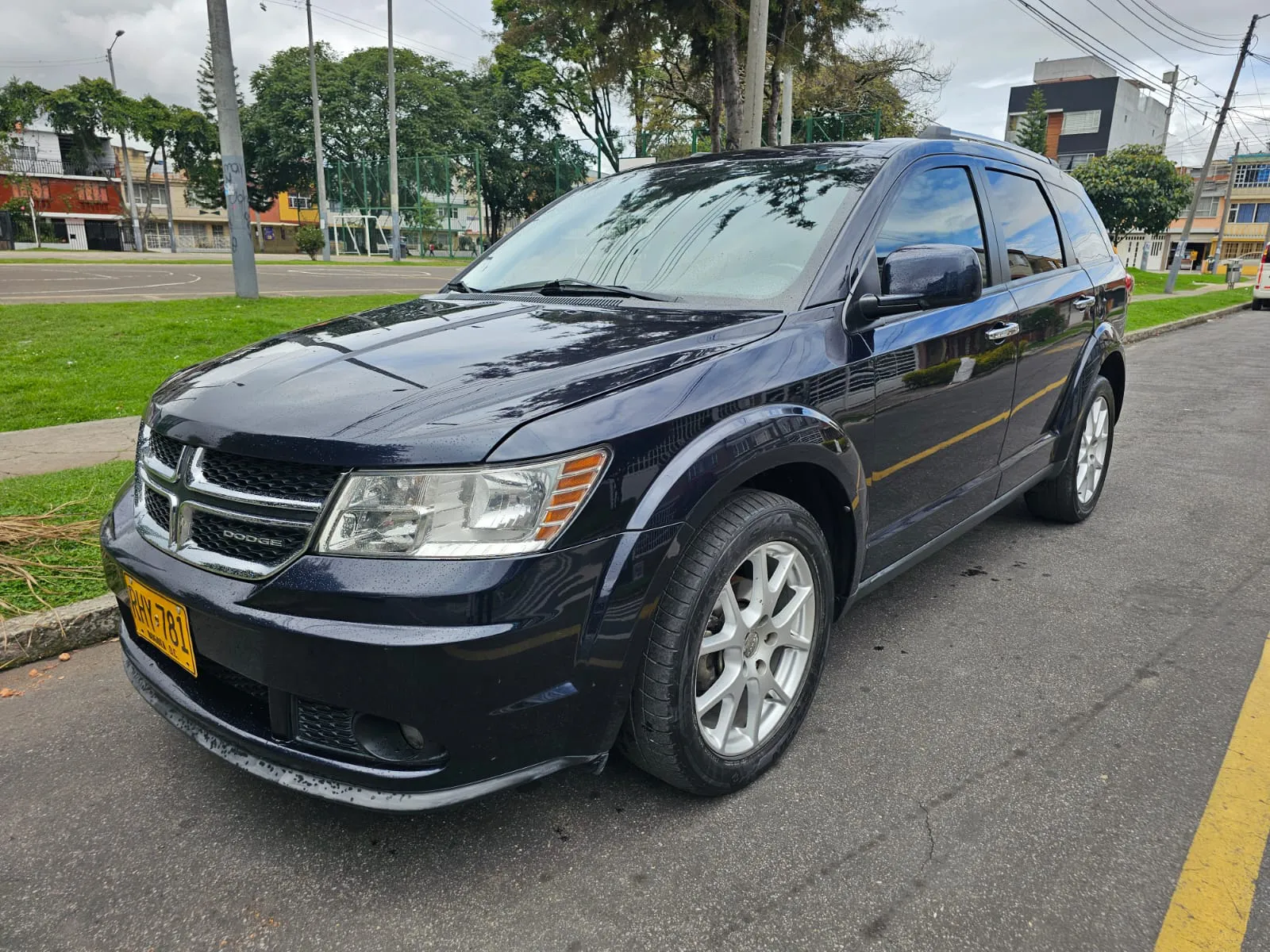 DODGE JOURNEY SE/CREW 2011