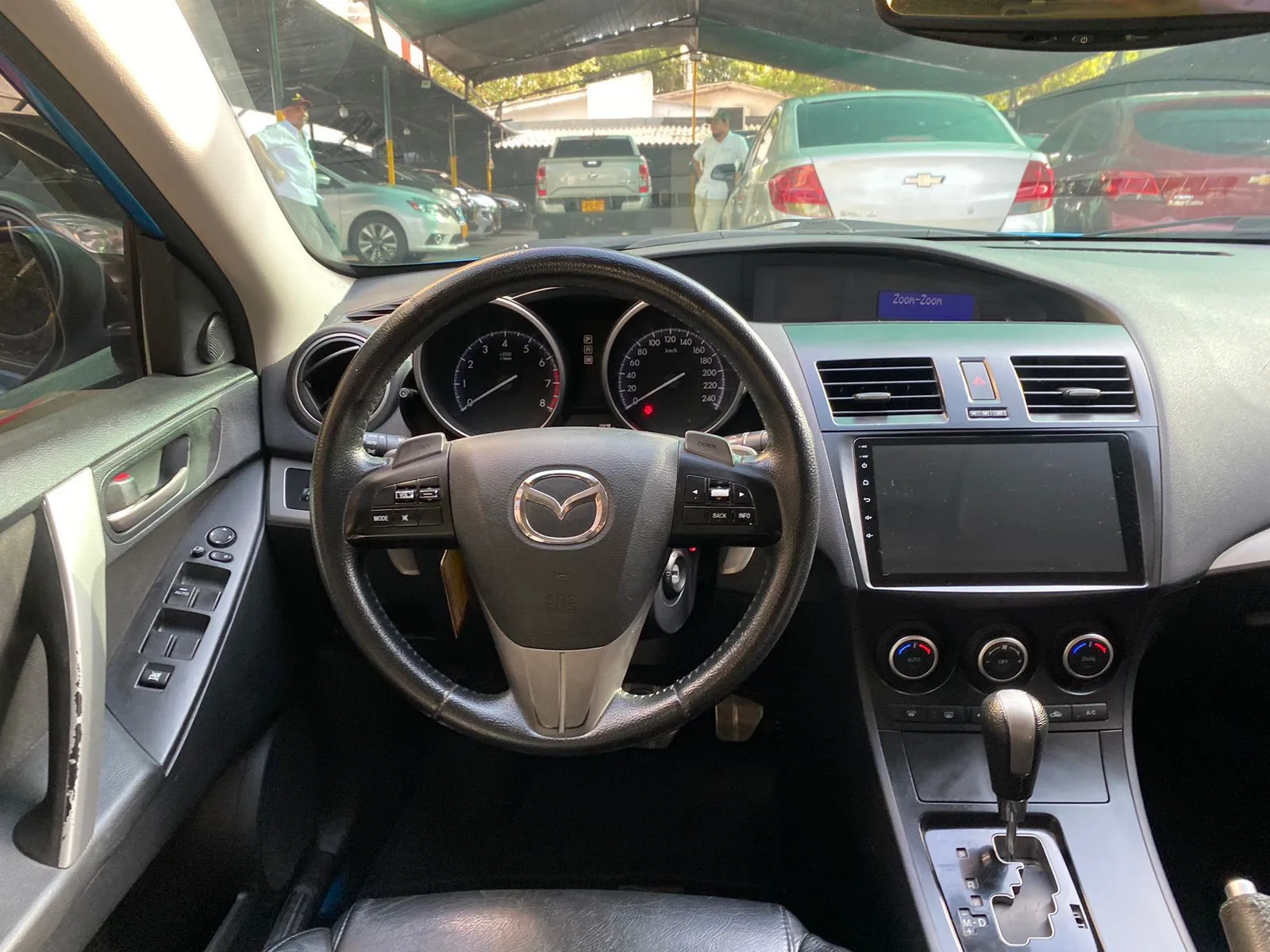 MAZDA 3 2013