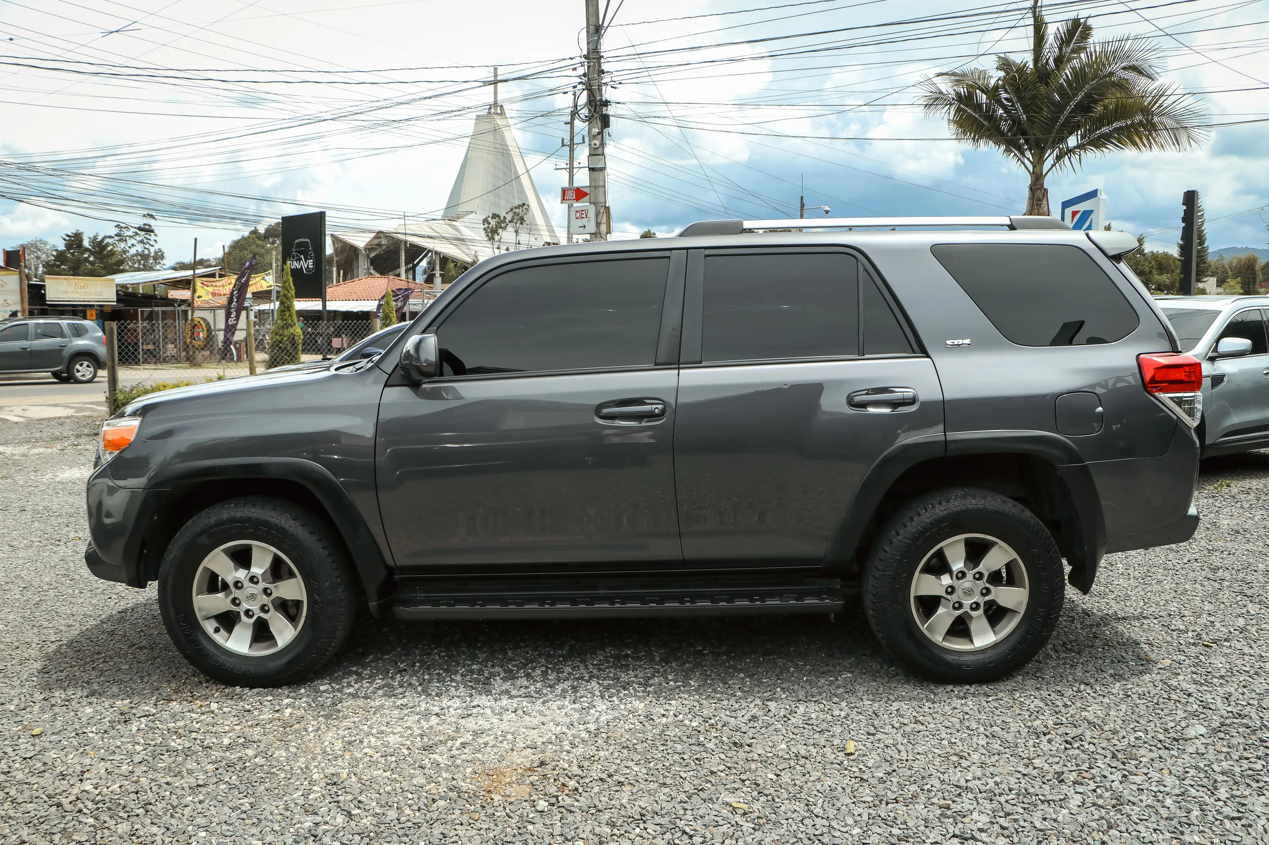 TOYOTA 4RUNNER 2012