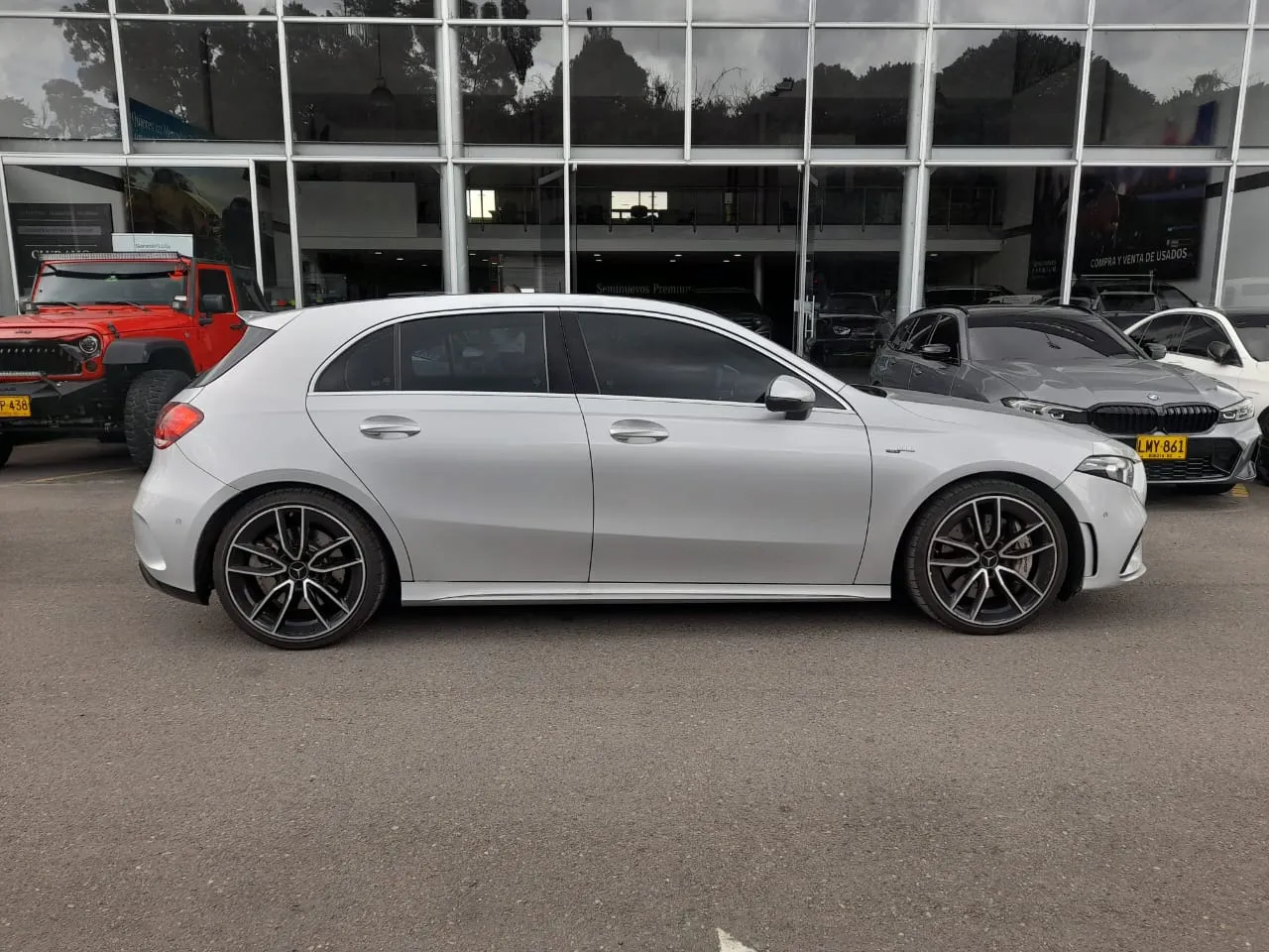 MERCEDES BENZ A 35 AMG 2022