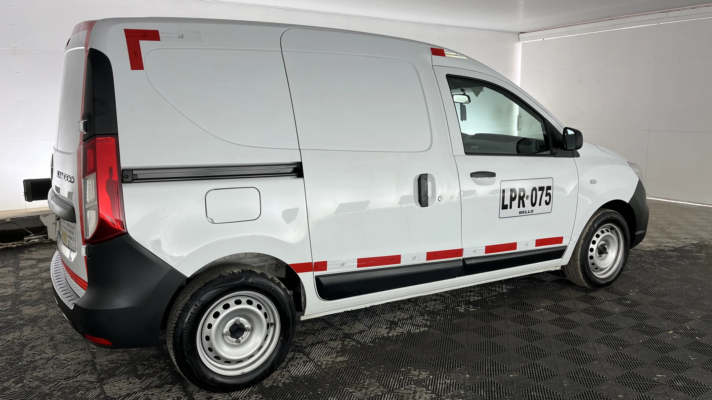 RENAULT KANGOO EXPRESS 2023