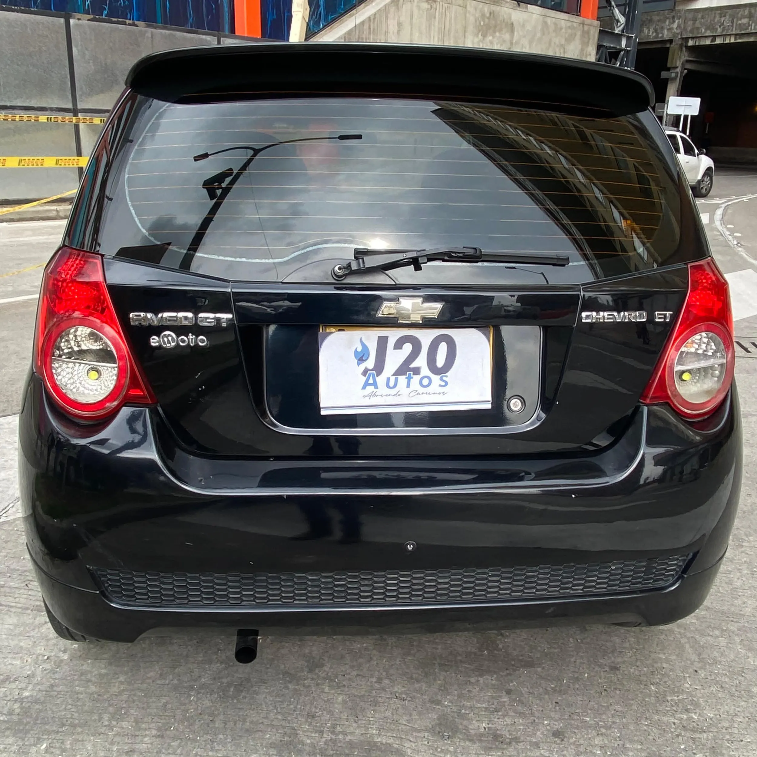 CHEVROLET AVEO EMOTION GTI 2011