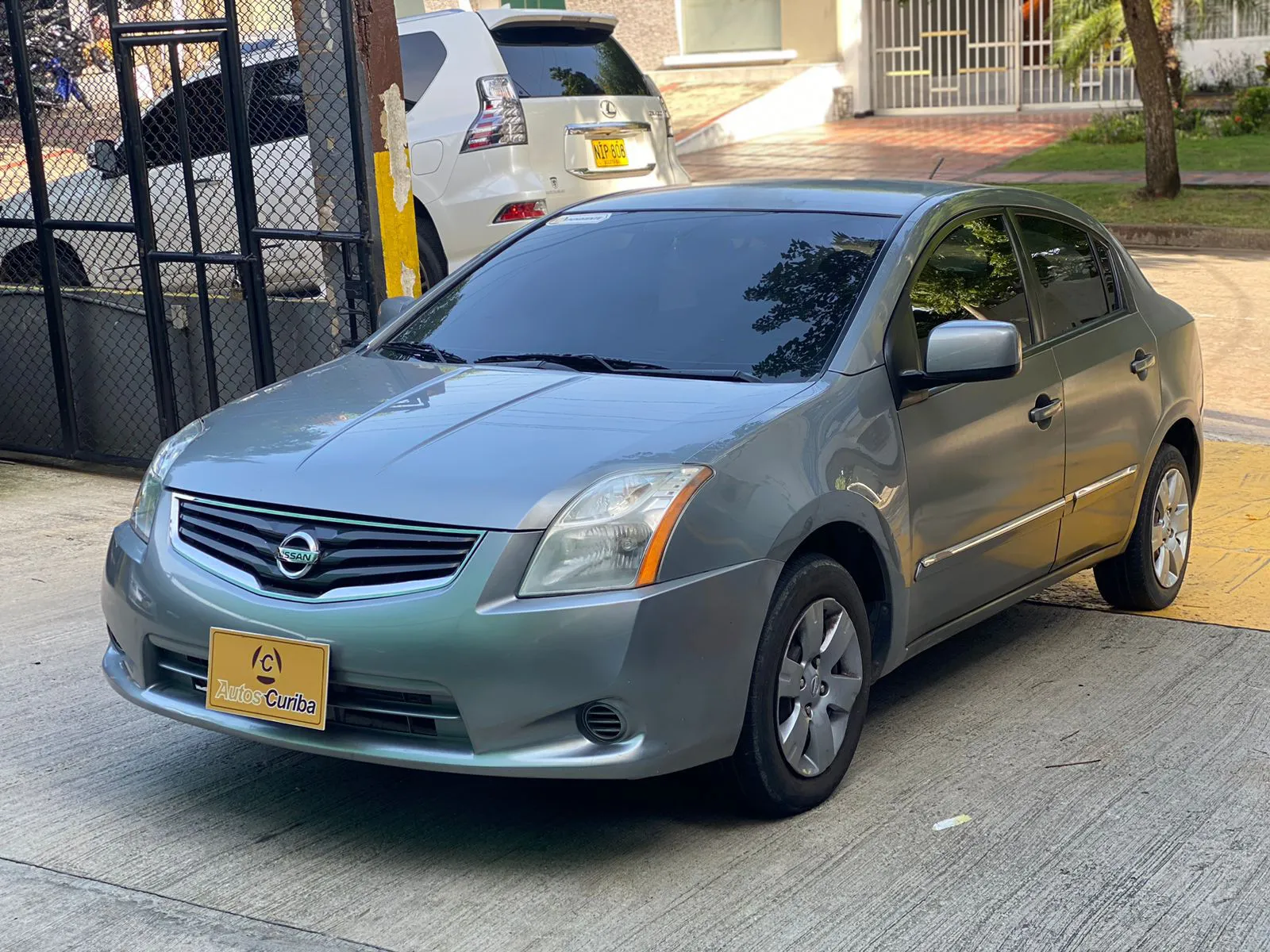 NISSAN SENTRA 2012