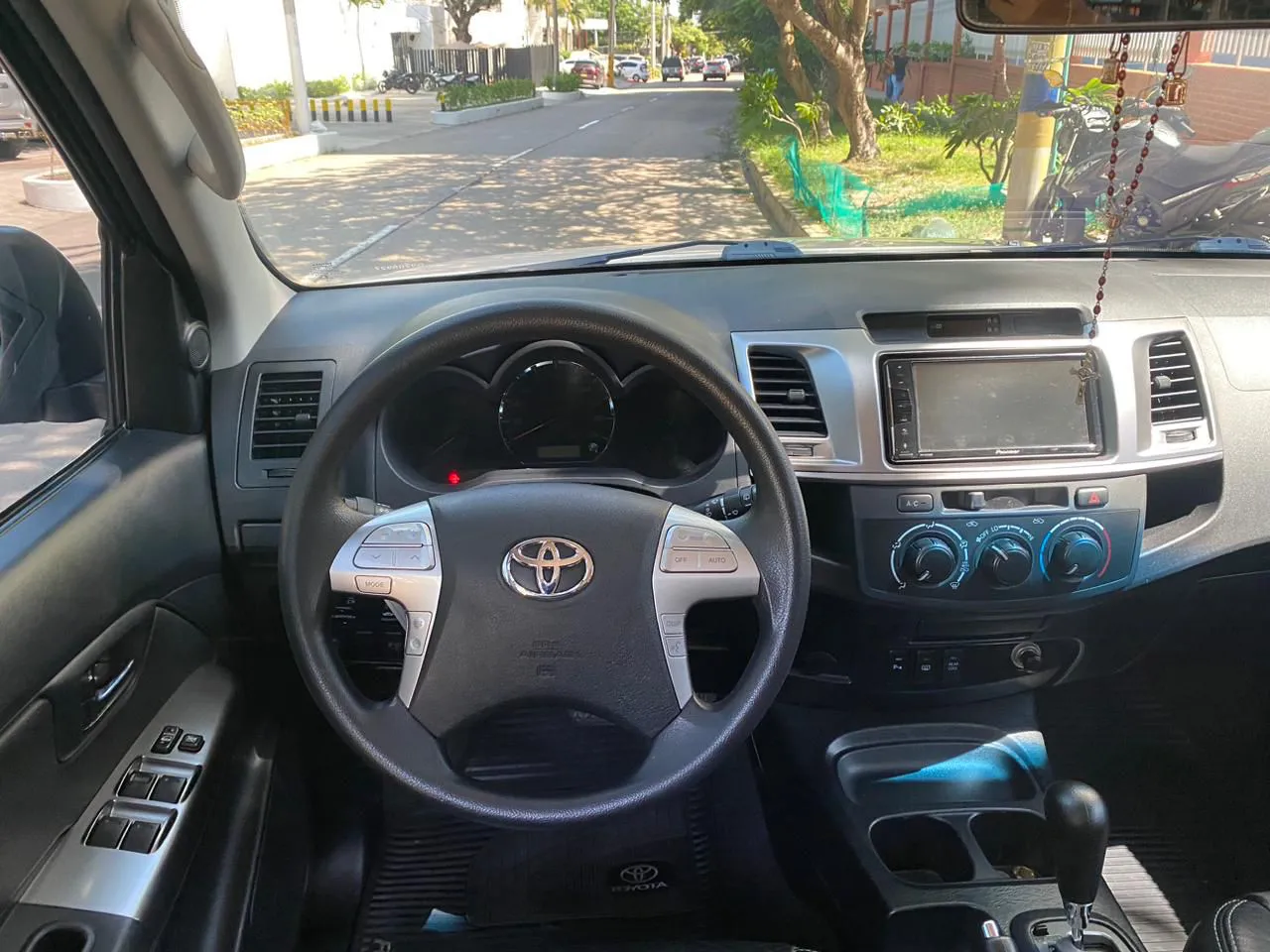 TOYOTA FORTUNER 2016