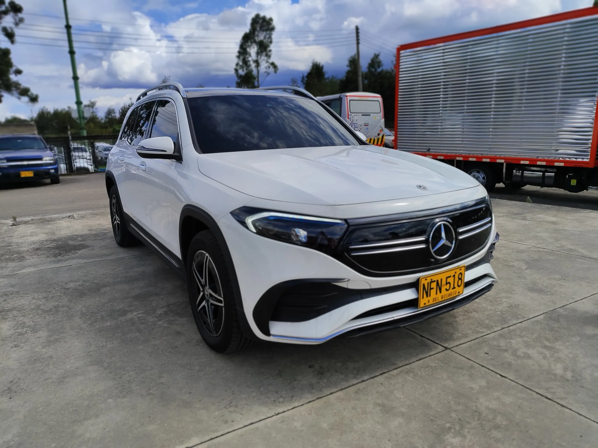 MERCEDES BENZ EQB 350 AMG LINE 4MATIC 2024