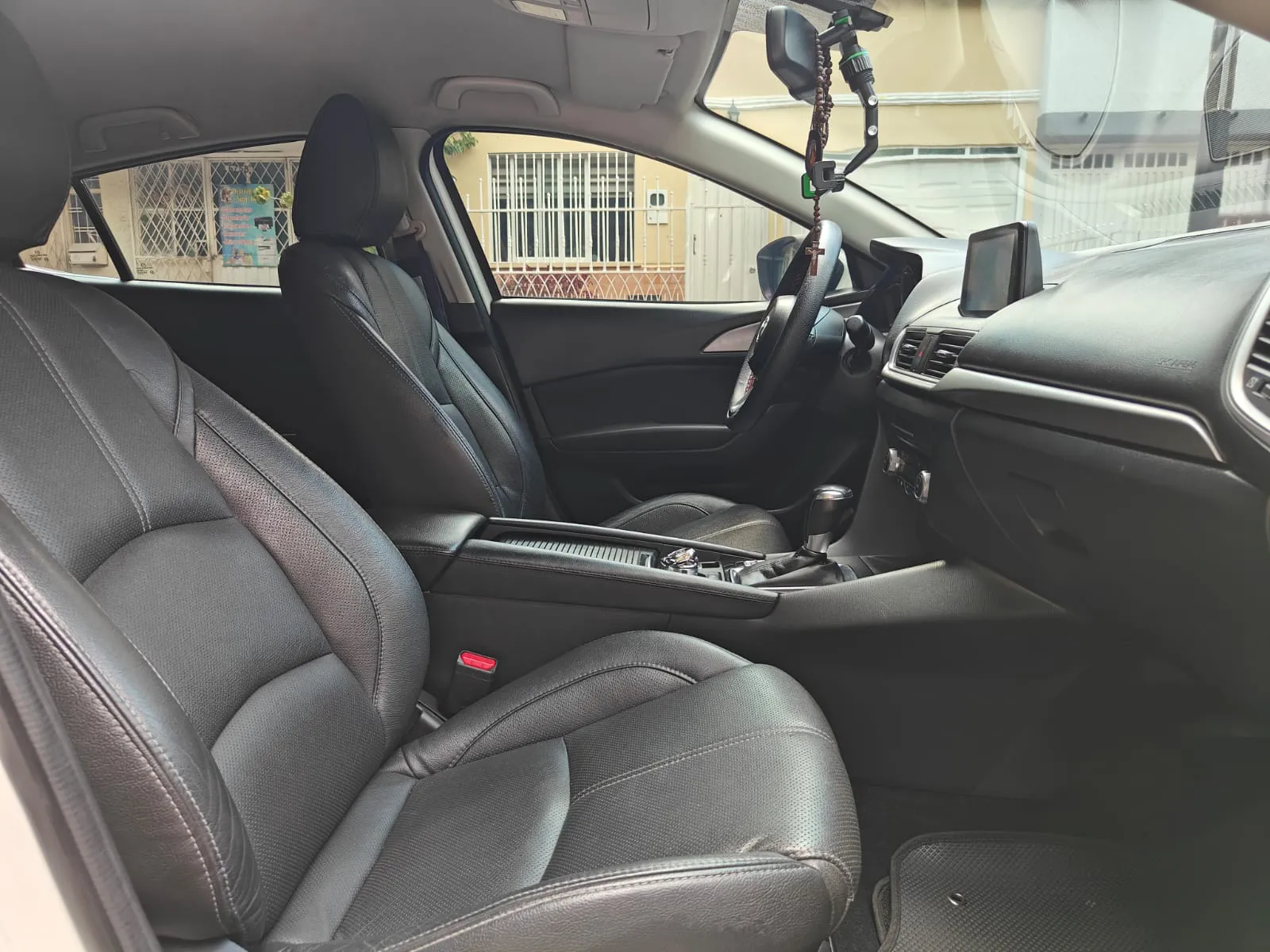 MAZDA 3 TOURING 2004