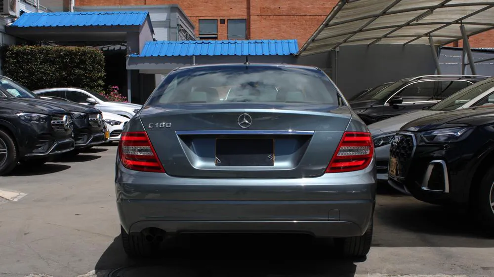 MERCEDES BENZ C180 CGI BLUEEFFICIENCY  2012