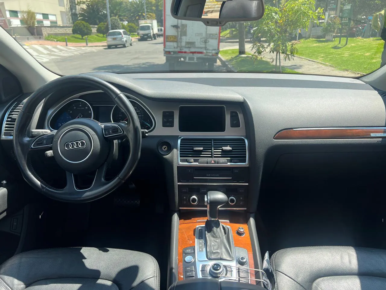 AUDI Q7 2004