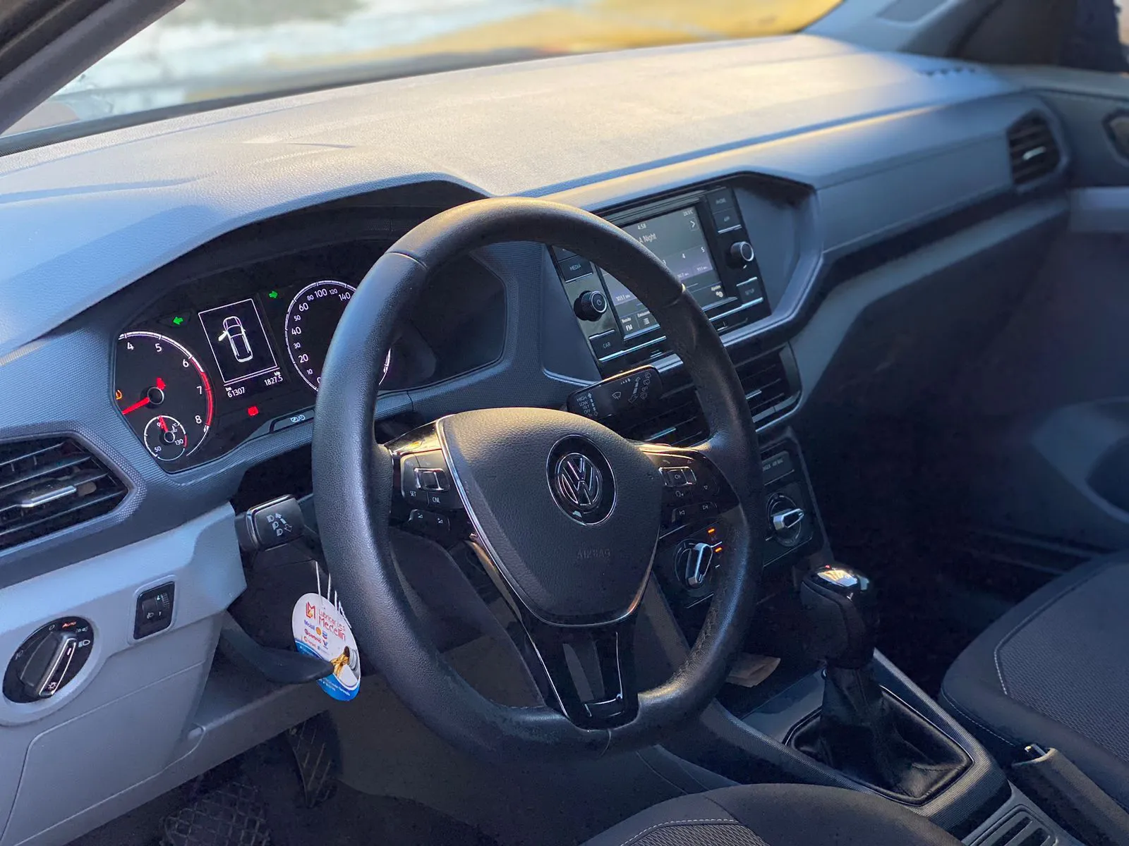 VOLKSWAGEN T-CROSS 2021