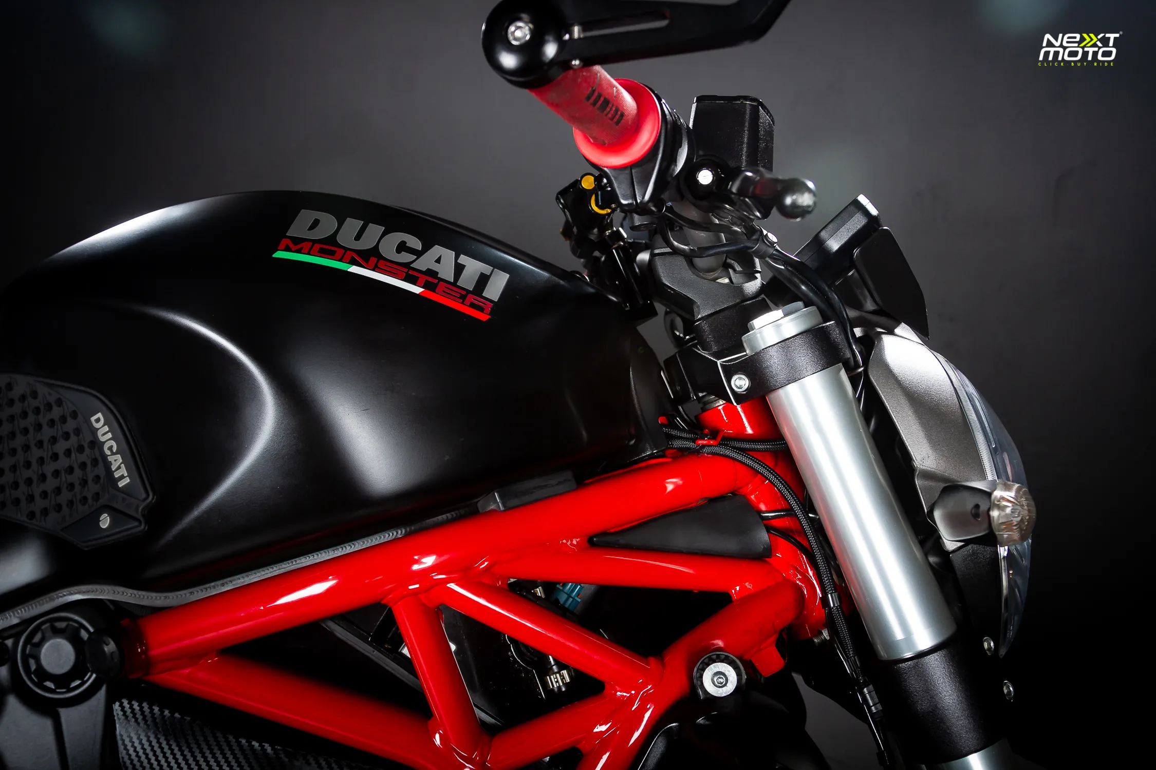 DUCATI MONSTER 821 STD 2016