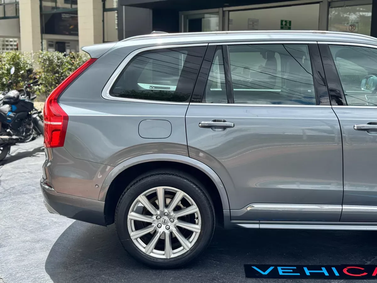 VOLVO XC90 T6 2018