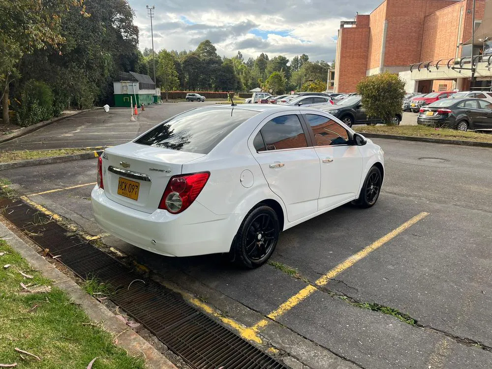 CHEVROLET SONIC 2013