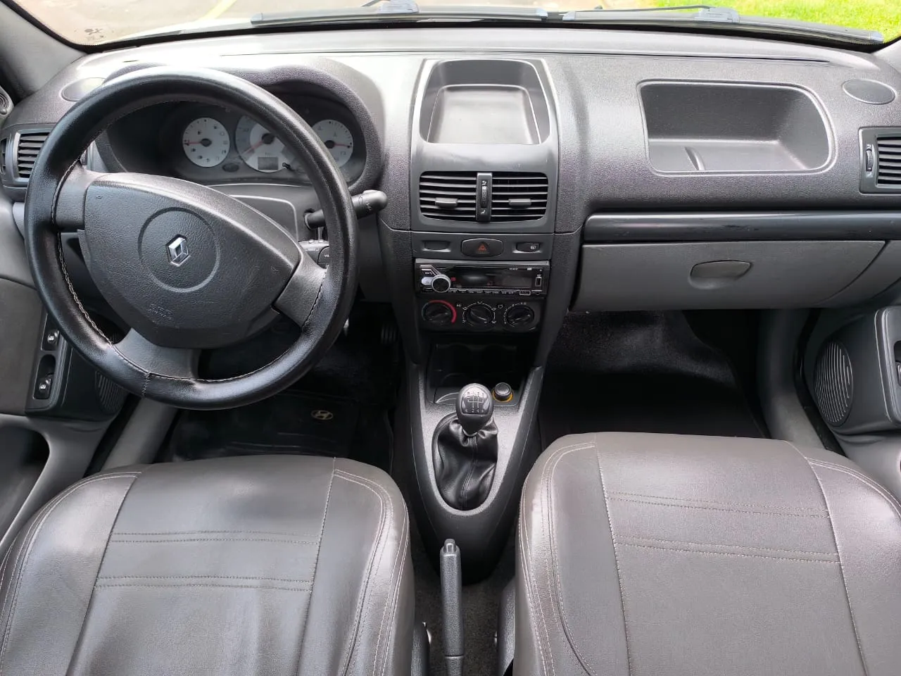 RENAULT CLIO 2009