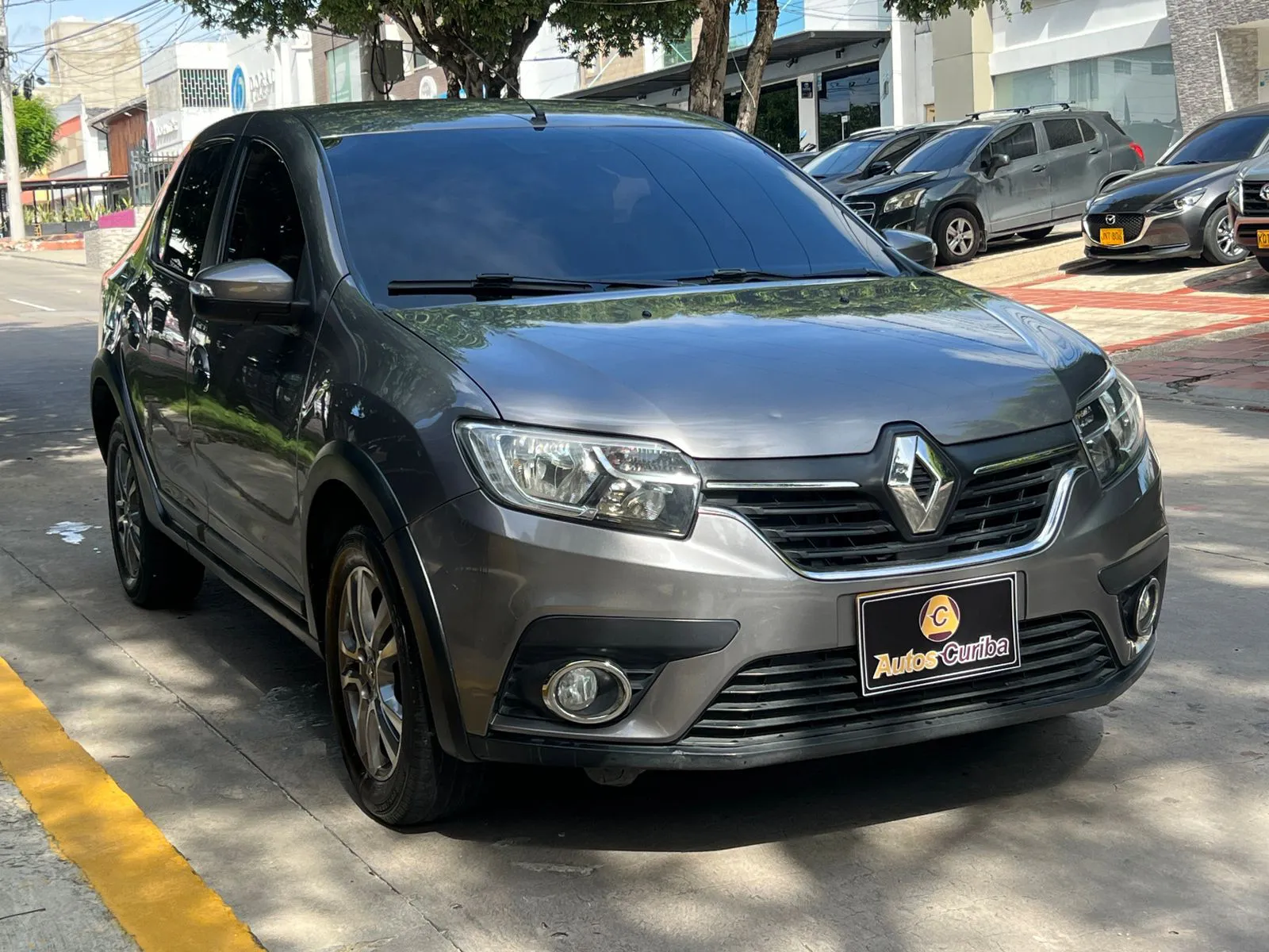 RENAULT LOGAN 2020