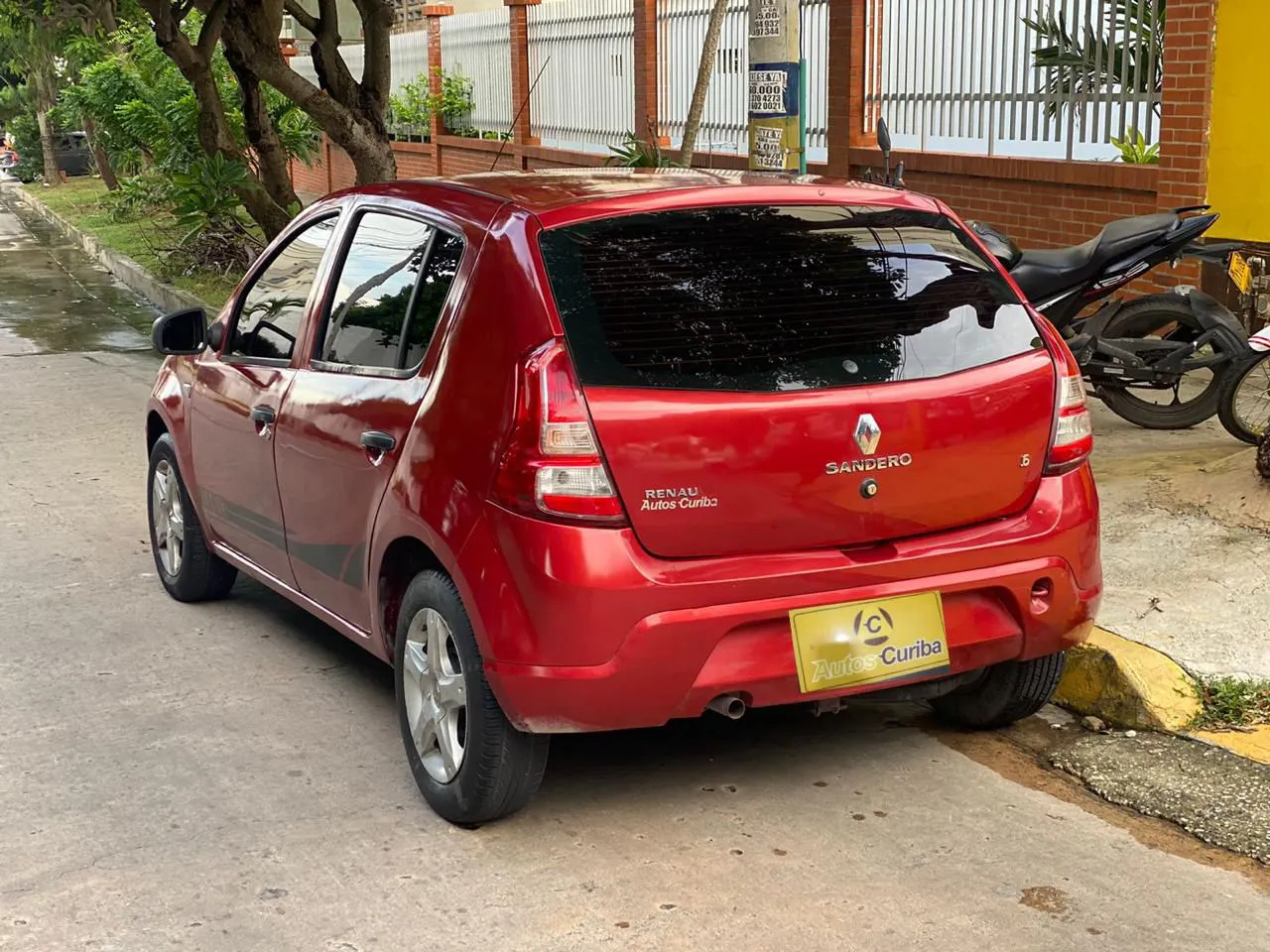 RENAULT SANDERO 2013