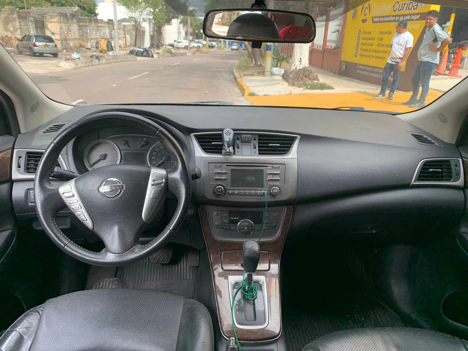 NISSAN VERSA 2014