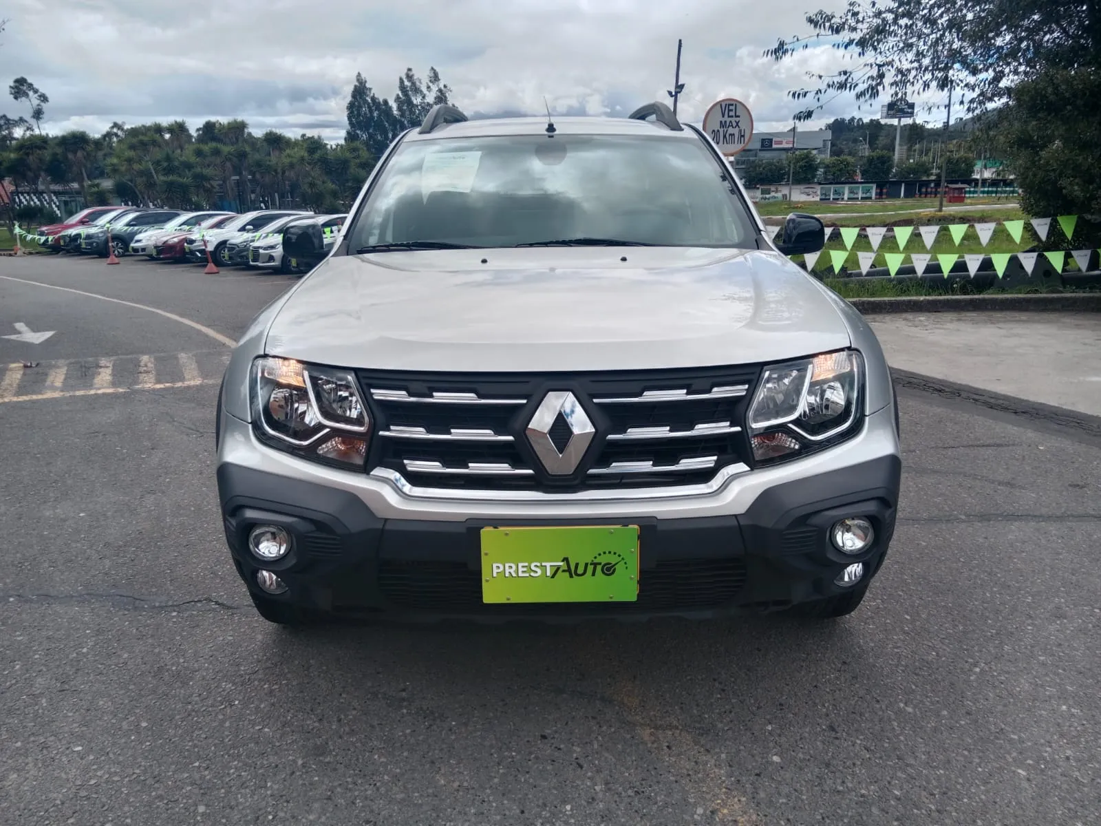 RENAULT OROCH [FL] INTENS OUTSIDER 2023