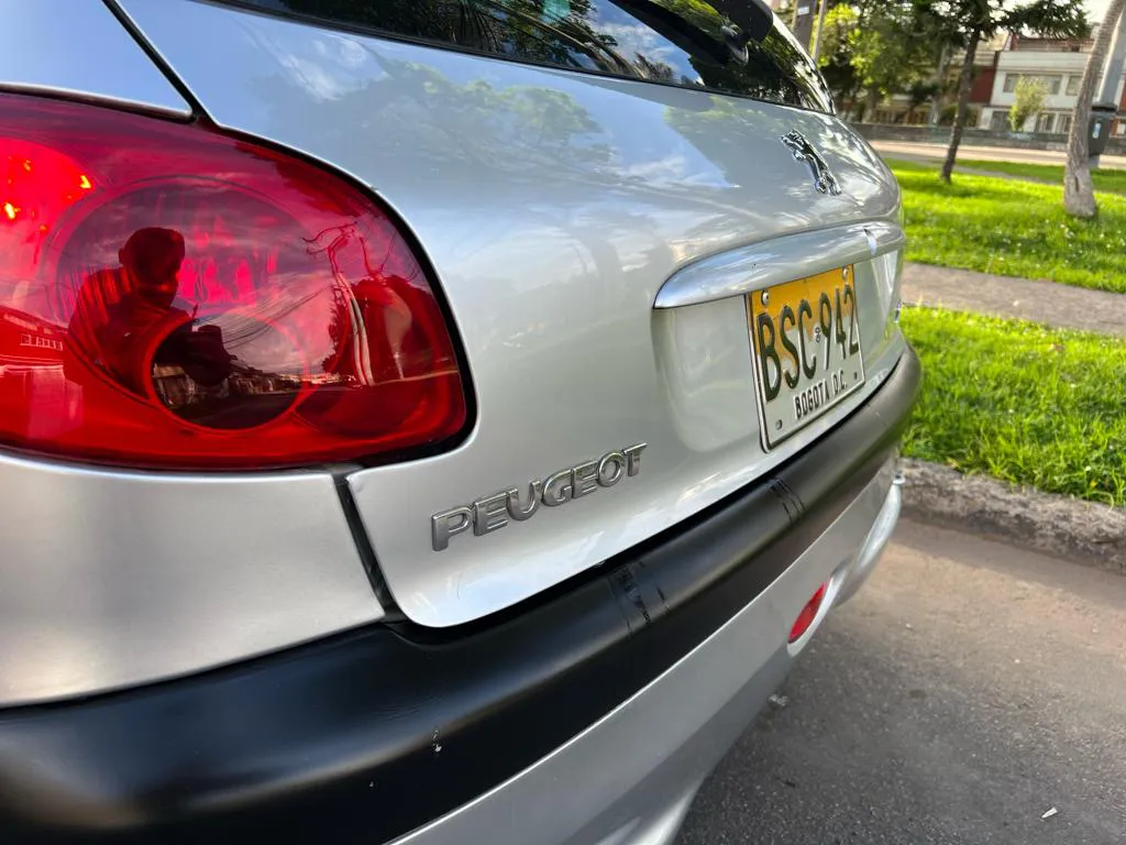 PEUGEOT 206.0 XR 2005