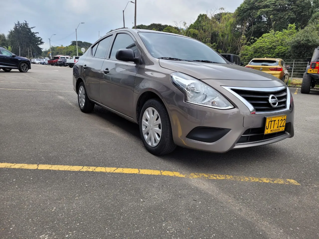 NISSAN VERSA 2021