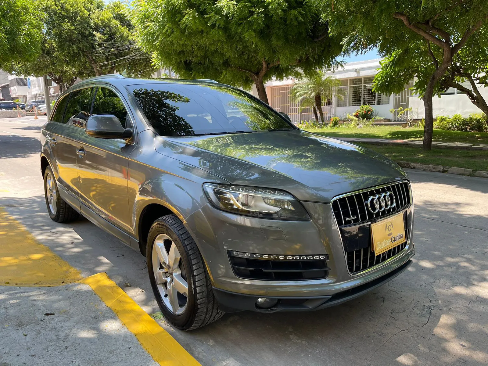 AUDI Q7 2015