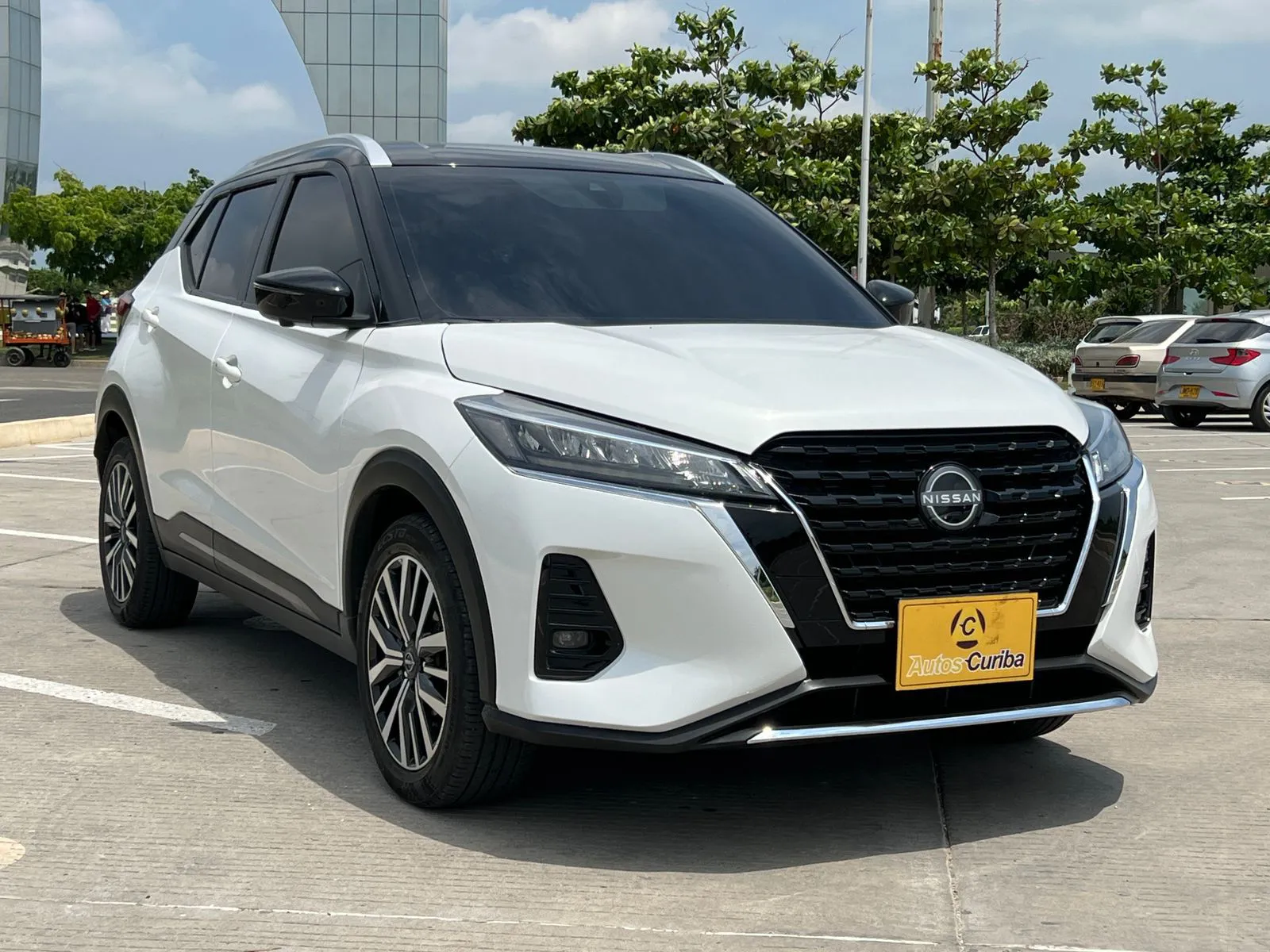 NISSAN KICKS 2024