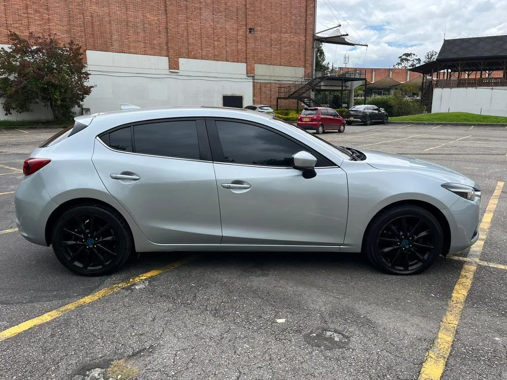 MAZDA 3 [3] SPORT GRAND TOURING 2019