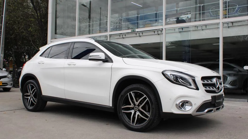 MERCEDES BENZ GLA 200 [X156] [FL] URBAN 2020