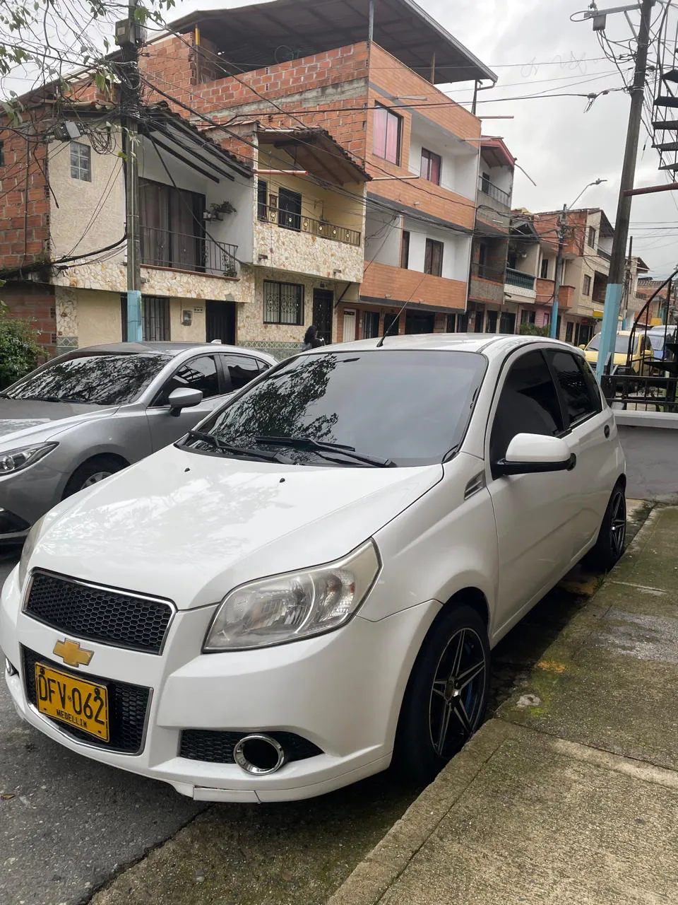 CHEVROLET AVEO 2012